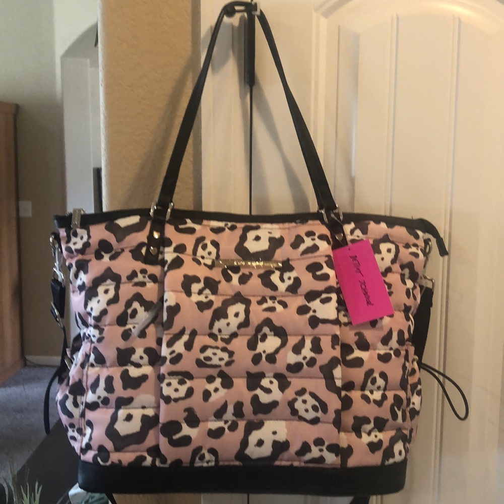 BETSEY JOHNSON BLUSH ANIMAL PRINT TRAVEL TOTE